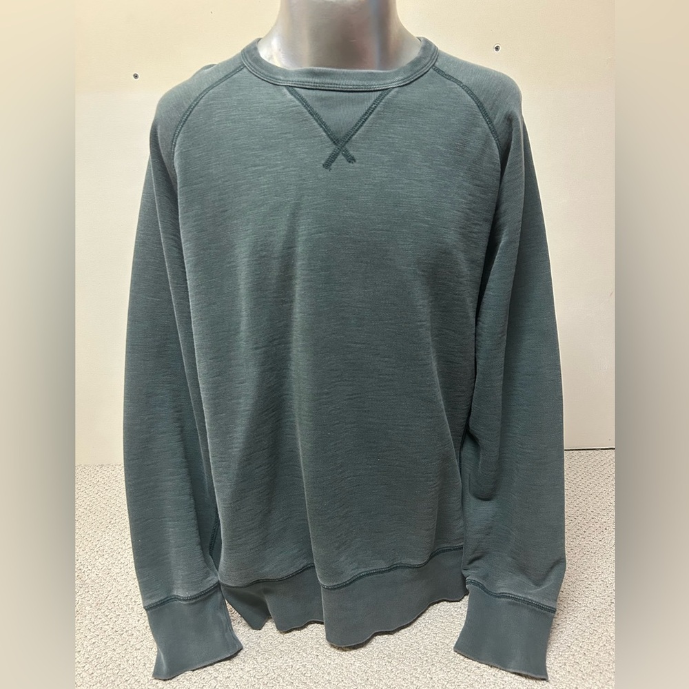 2/$30⚡️- SWEATER | Men’s Gap sweater size large
